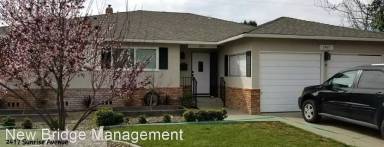 Main picture of 2417 Sunrise Ave