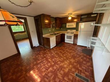 Main picture of 4 Chestnut St