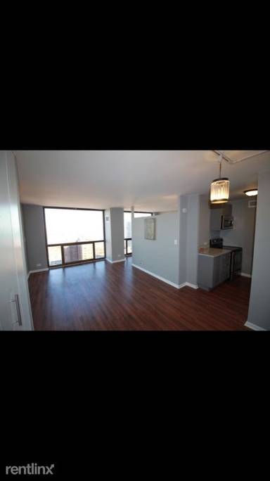 Main picture of 4343 Clarendon Ave Condos