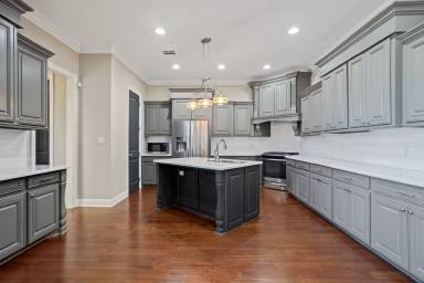 Main picture of 5807 Willow Breeze Dr