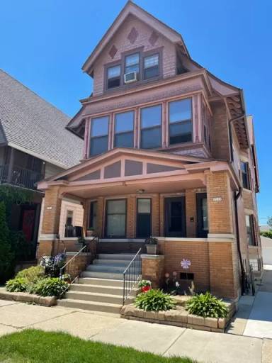 Main picture of 1513 N Astor St