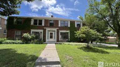 Main picture of 6533 W Center St