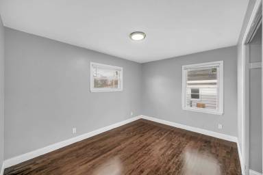 Main picture of 699 State St