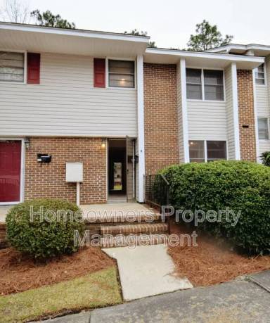 Main picture of 599 Winding Creek Rd Fayetteville, NC 28305-5150