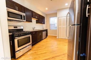 Main picture of 3811 W Hirsch St
