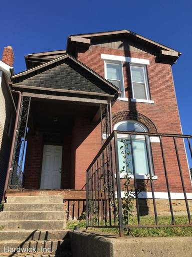 Main picture of 832 E 5th Ave