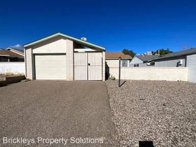 Main picture of 4765 Platinum Dr NE