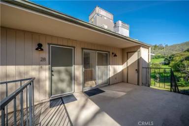 Main picture of 5525 Capistrano Ave