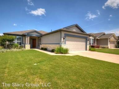 Main picture of 307 Cooper Lake Dr