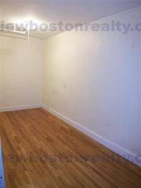 Main picture of 1615 Commonwealth Ave