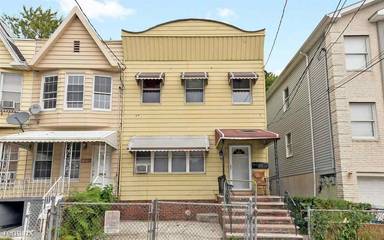 Main picture of 114 Orient Ave