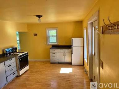 Main picture of 210 6th St