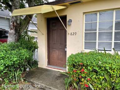 Main picture of 829 N H St