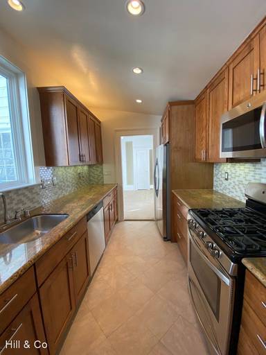 Main picture of 416 Austin St