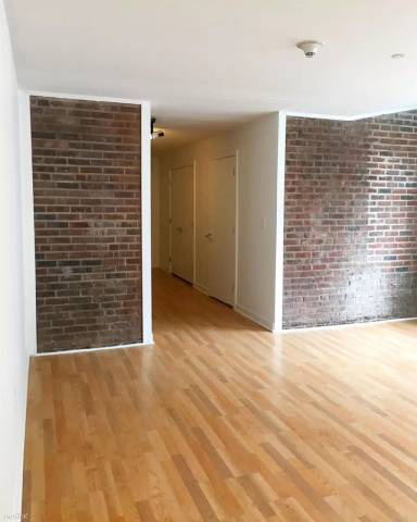 Main picture of The Preston at Falls Center