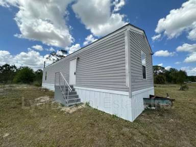 Main picture of 8086 Heck Dr