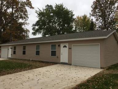 Main picture of 3921 Pfeiffer Ct