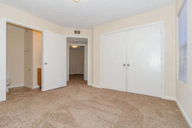 Main picture of 151 Westside Dr