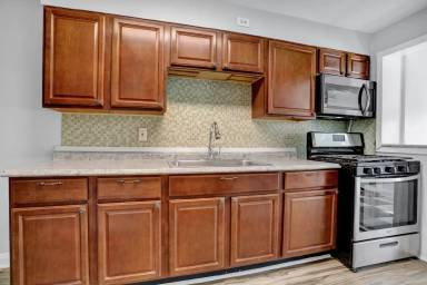 Main picture of 6133 Bessemer Ave