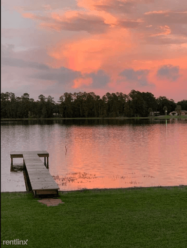 Main picture of 200 Silver Lake Ter