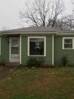 Main picture of 1303 W Main St