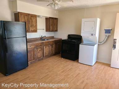 Main picture of 2280 Oakland Dr