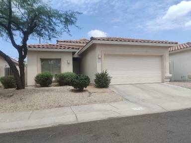Main picture of 1024 E Susan Ln