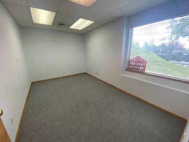 Main picture of 1042 W Mill Ave