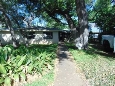 Main picture of 3902 Bailey Ln