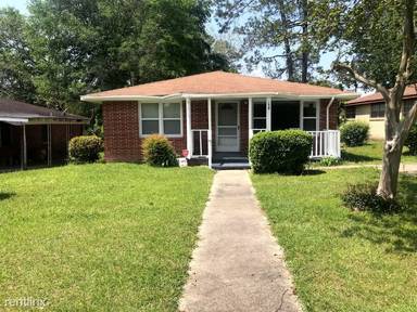 Main picture of 713 Sunset Dr