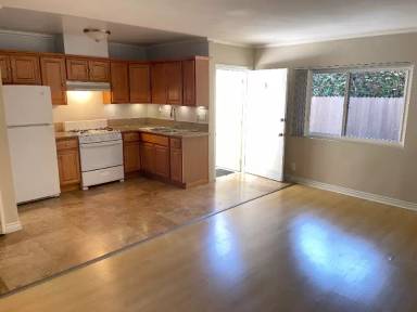 Main picture of 4321 Inglewood Blvd