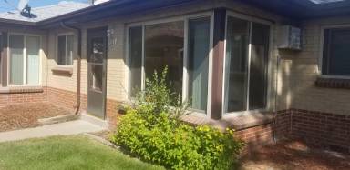 Main picture of 1337 Zephyr St