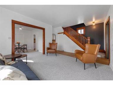 Main picture of 405 Columbus Ave