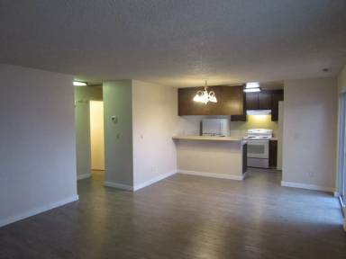 Main picture of 5362 W Kootenai St