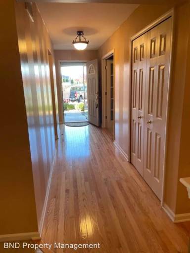 Main picture of 502 Brooks Hollow Ct