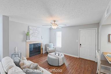 Main picture of 881 E River Pl