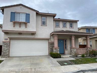 Main picture of 32430 Gardenvail Dr