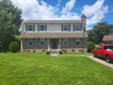 Main picture of 1347 Downs Ln