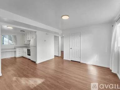 Main picture of 485 W Main St