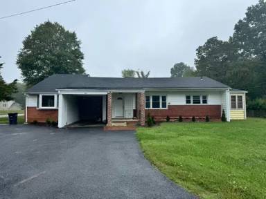 Main picture of 15849 Livingston Rd