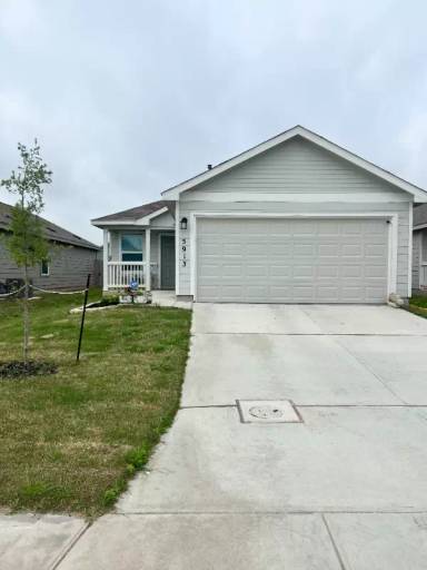 Main picture of 5913 Antonio Pl