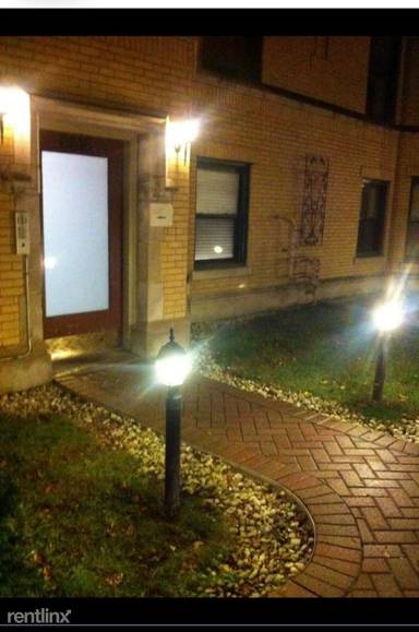 Main picture of 6612 S Kenwood Ave