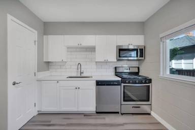 Main picture of 732 Humboldt St