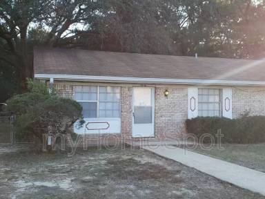 Main picture of 4611A Saufley Field Rd
