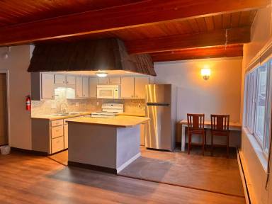 Main picture of 812 W 29th Pl