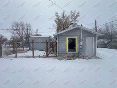 Main picture of 509 1/2 E Lincoln St