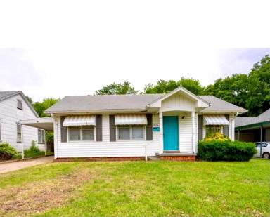 Main picture of 810 Hoover St