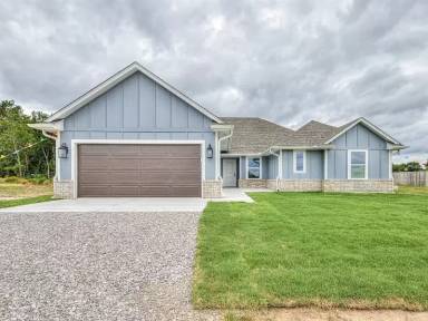 Main picture of 5712 Arthur Rd