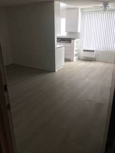 Main picture of 815 Crenshaw Blvd