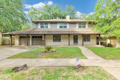 Main picture of 8105 Wexford Dr